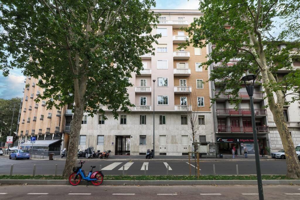 Contempora - Trilocale P.le Susa Apartment Milan